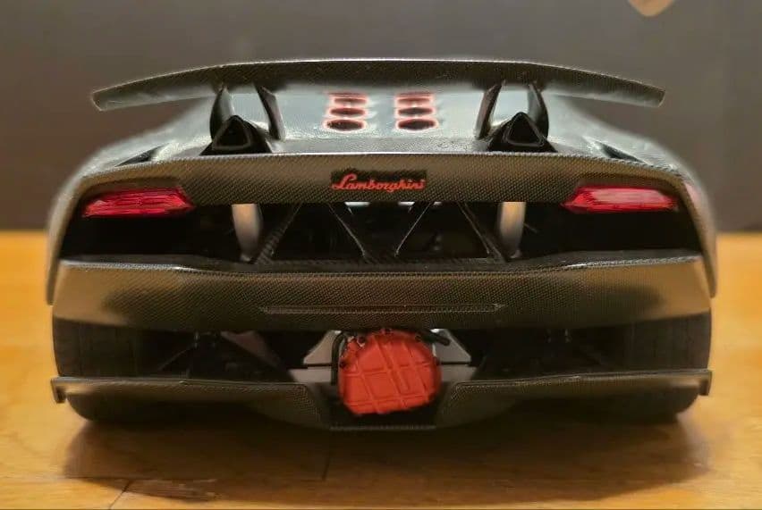 AUTOART ランボルギーニ　セストエレメント(カーボングレー) 1/18