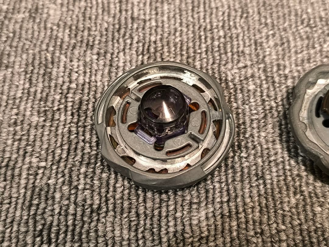 ベイブレード 3個セット｜バーンキャンサー／ロックエスコルピオ／スクリューカプ…