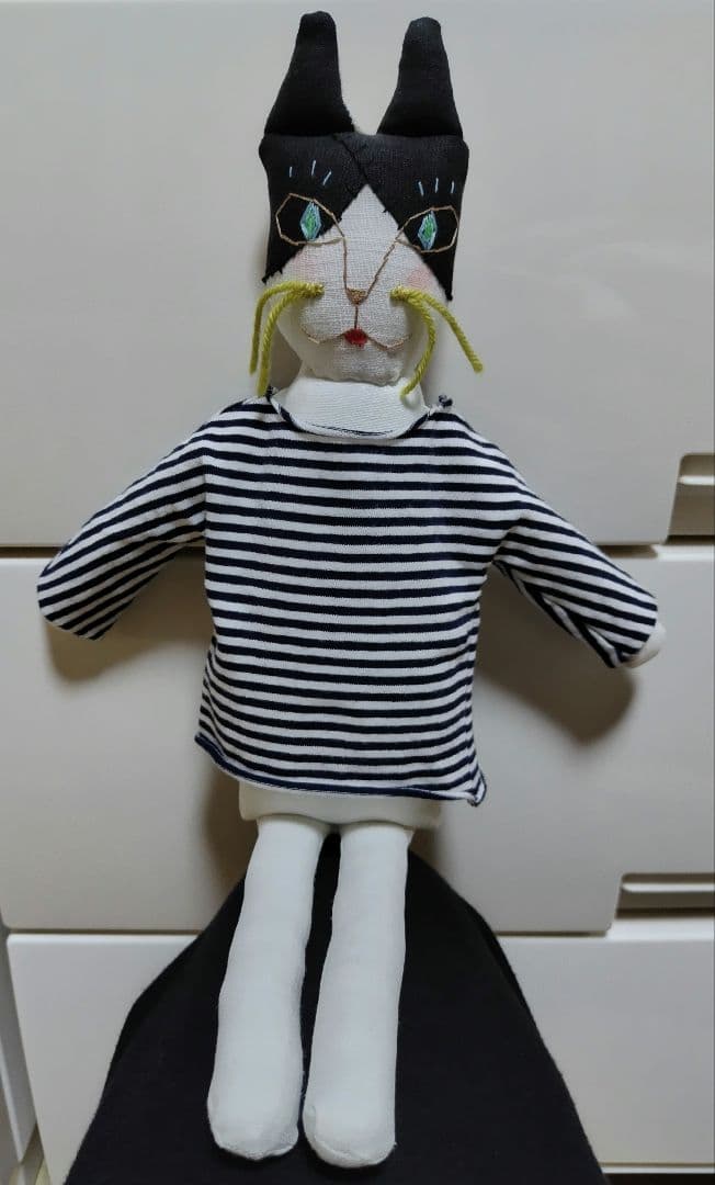 今野はるえ様　ハチワレ猫ちゃん