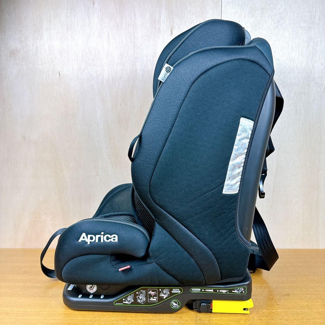 【丸洗い済み】 アップリカ フォームフィット ジュニアシート 2138920