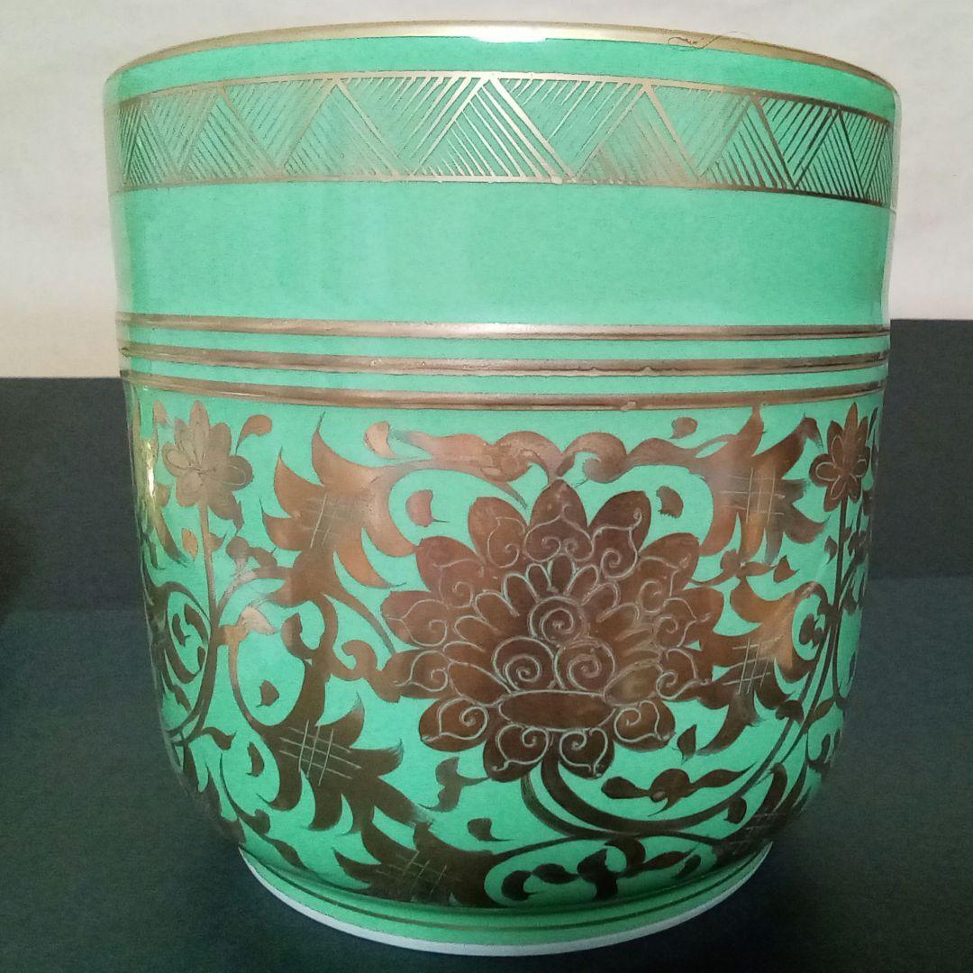 皆具　緑地金襴手　祥堂