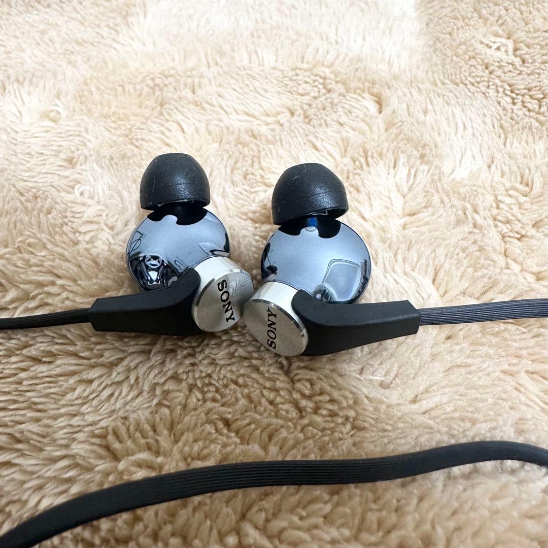 【美品・使用頻度少】SONY HMZ-T3W ヘッドマウントディスプレイ