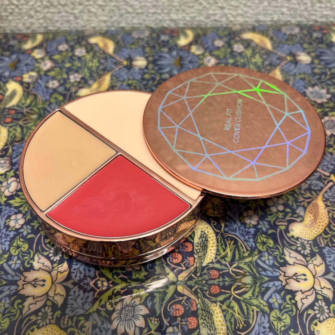 ユニシティ リアルフィットカバークッション　02 ナチュラルベージュ　ファンデ