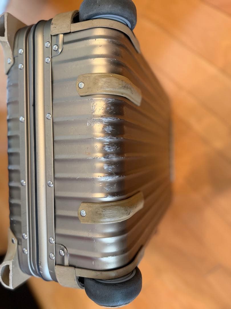 RIMOWA トパーズ　チタニウム　32L