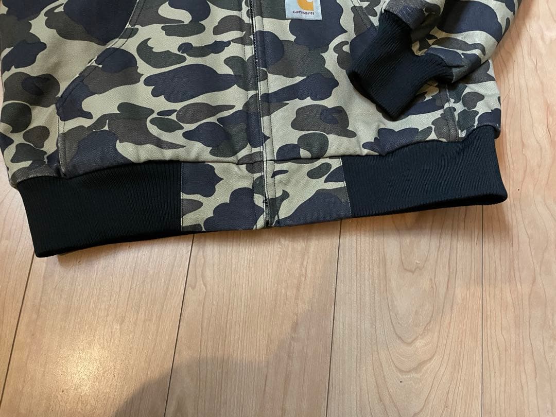 激レア 美品カーハート アクティブジャケット ダックカモ　エイプ