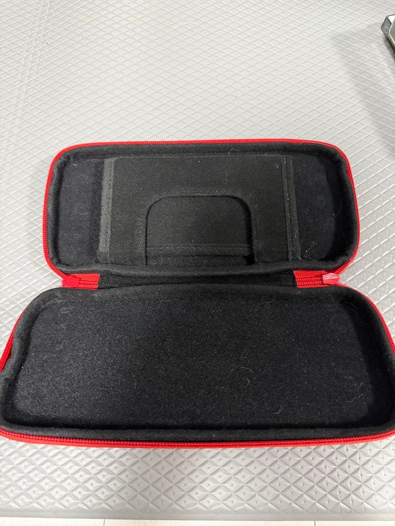 Nintendo Switch本体　ゲーム(4本)、SDカード、ケース付きセット