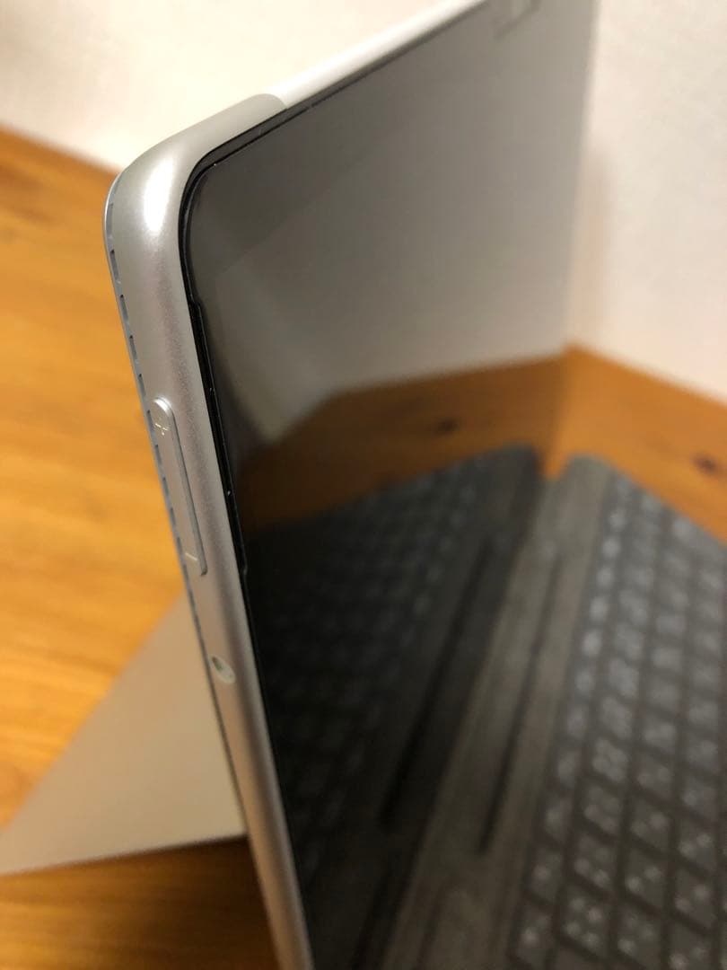 Surface Pro8本体＋キーボードセットほぼ新品