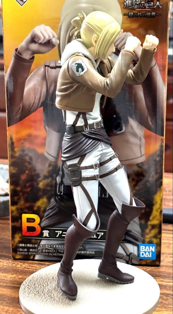 進撃の巨人　一番クジ　Ｂ賞　アニ