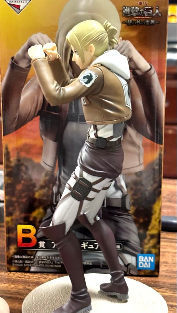 進撃の巨人　一番クジ　Ｂ賞　アニ