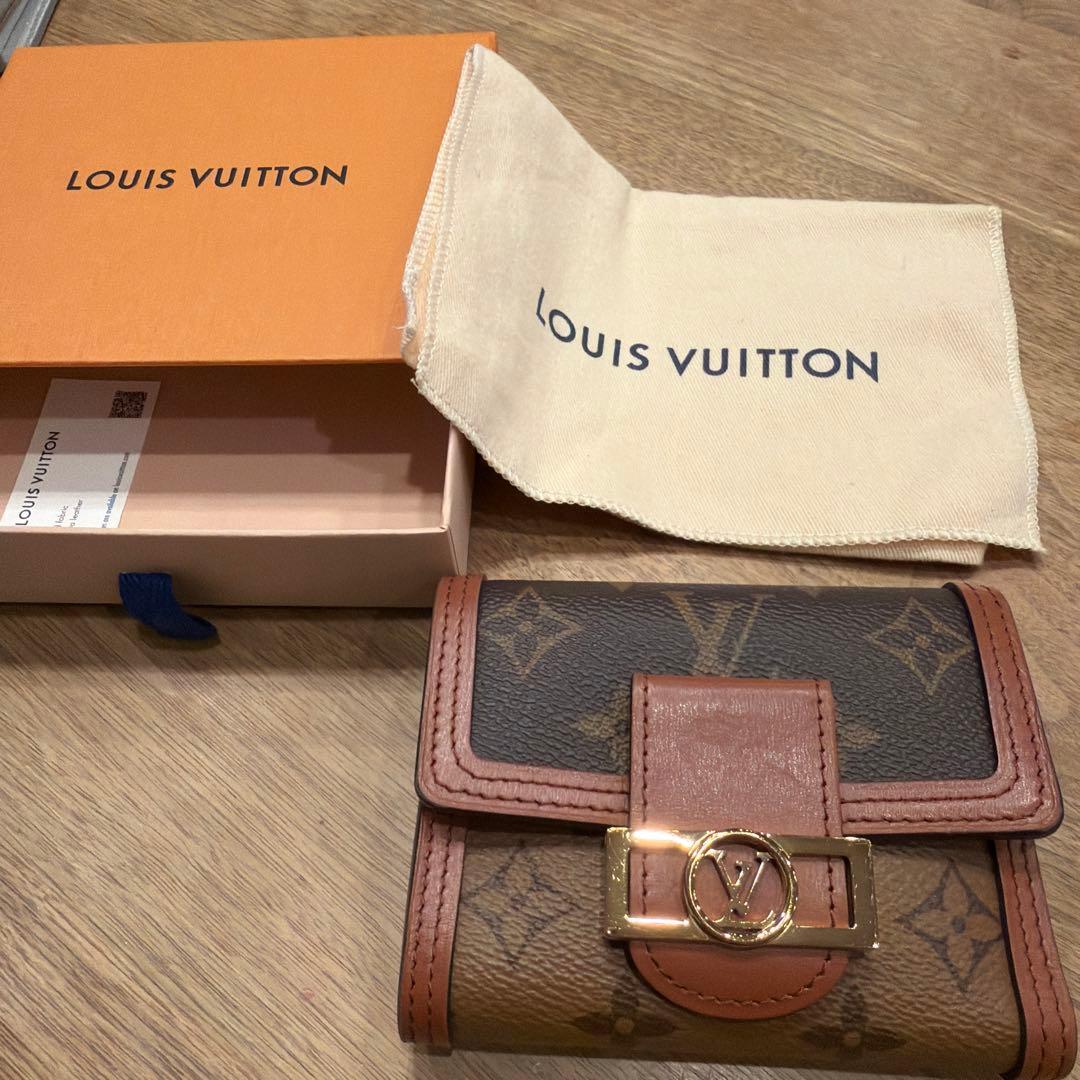 ルイヴィトン ポルトフォイユ ドーフィーヌ