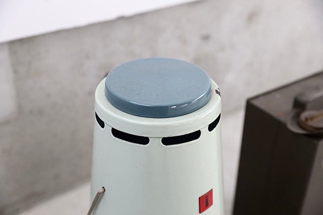 スイス軍用ミリタリー石油ストーブ　TURM社『L51』ドイツ製