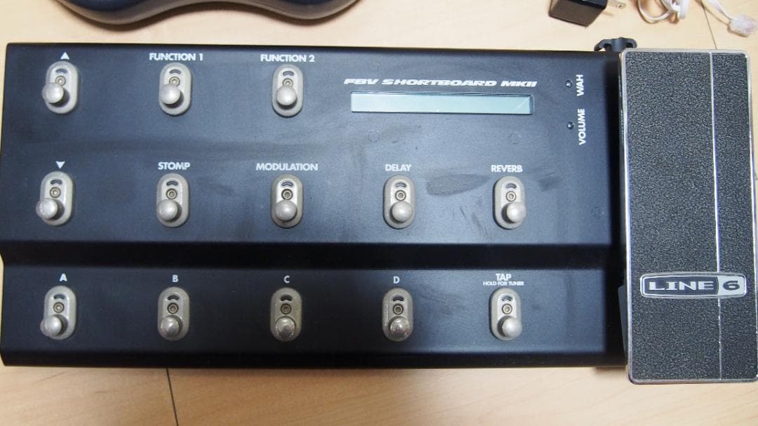 LINE 6 ライン6 POD HD アンプシュミレーター ペダルボード付き