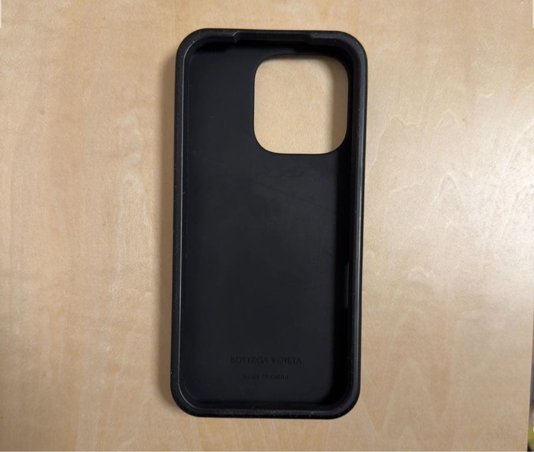 ボッテガ iPhone16proケース