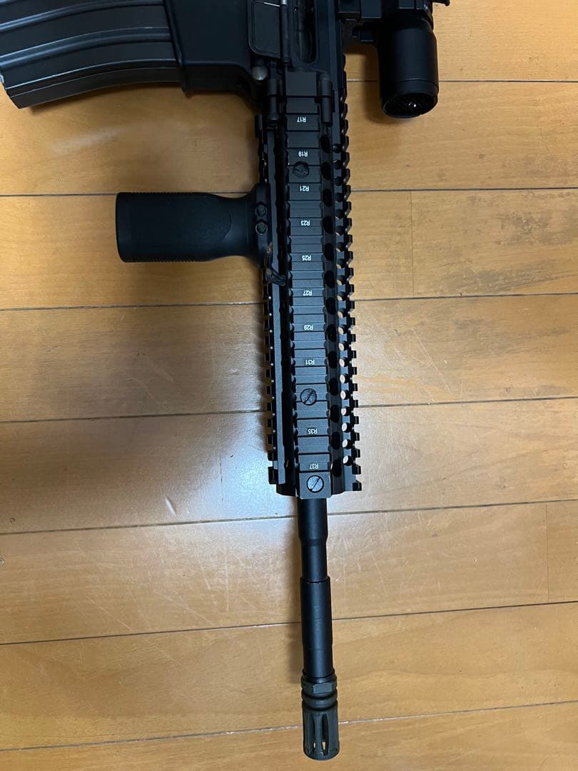 東京マルイ　次世代電動ガンM4A1カービン