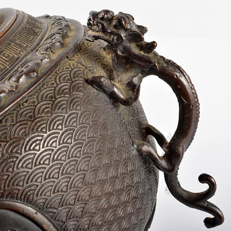 高岡銅器　米田秀保作　蝋型鋳銅　獅子摘　山水鳥文　双龍耳香炉　M　R5503