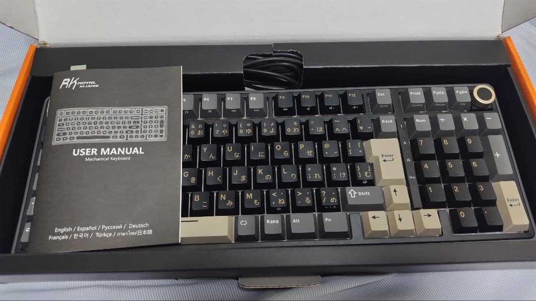 メカニカルキーボード（RK  KLUDGE R98 Pro）