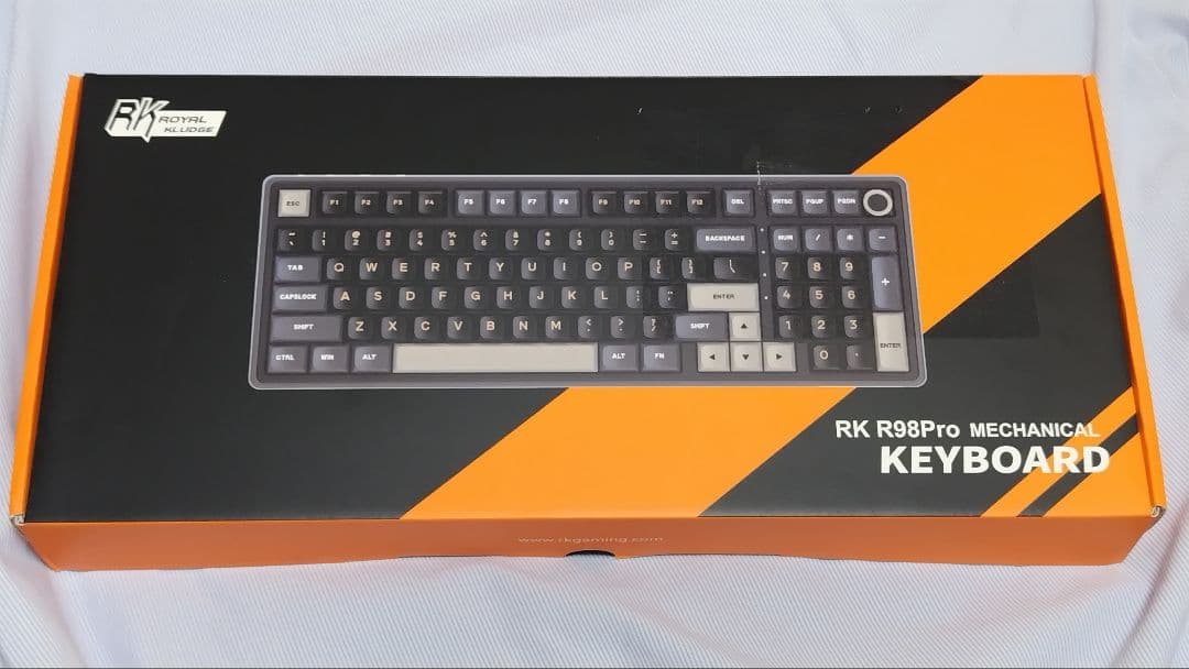 メカニカルキーボード（RK  KLUDGE R98 Pro）