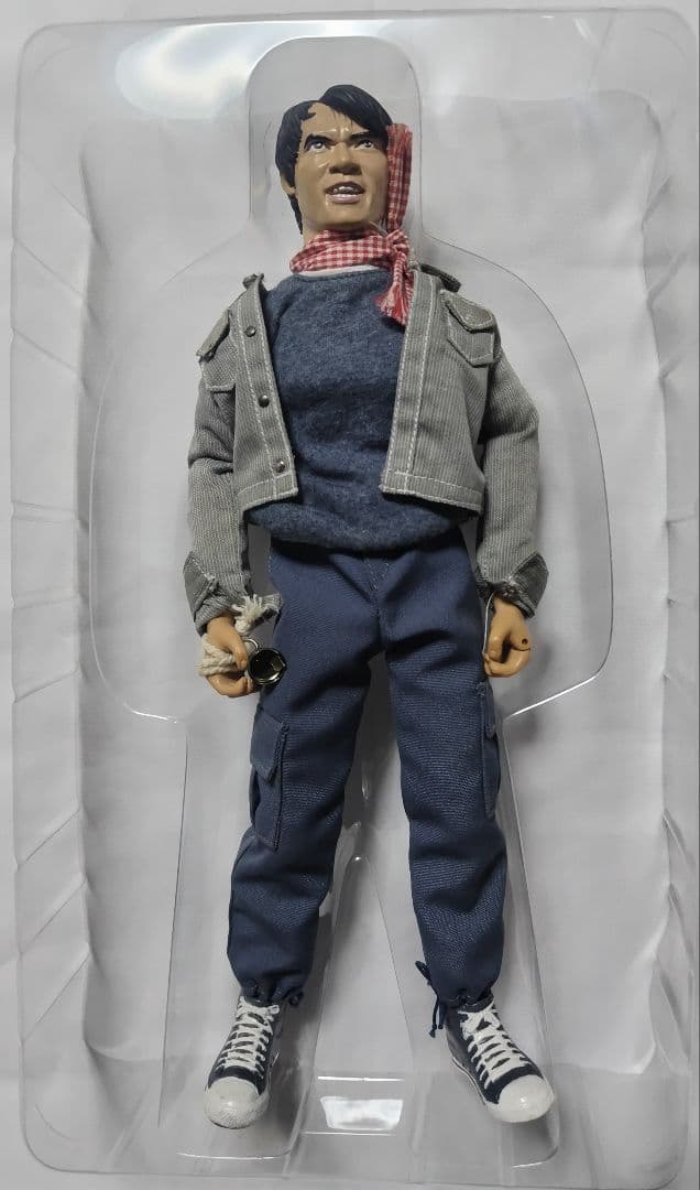 トニー・ジャー TOM-YUM-GOONG アクションフィギュア 1/6