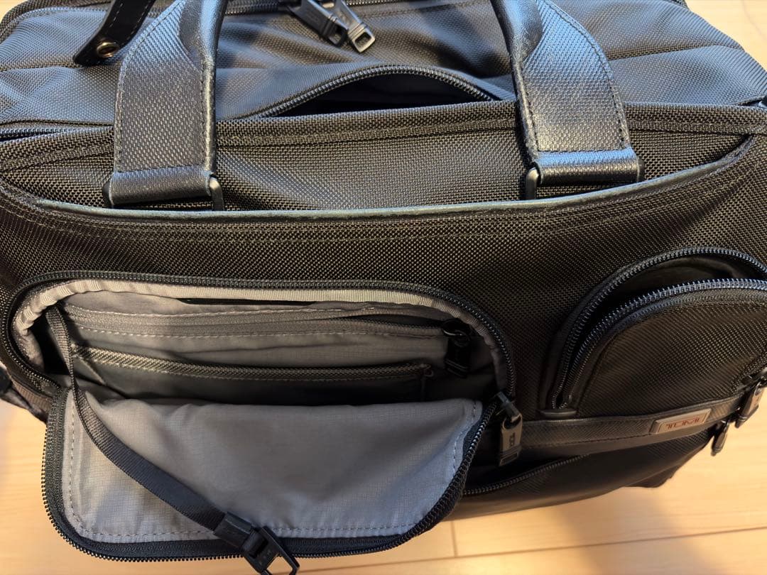 【TUMI ALPHA スリーウェイブリーフ】