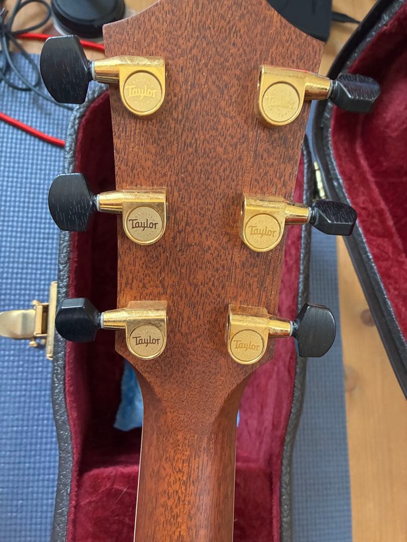 【コブクロ 小渕健太郎さん愛用】Taylor 810 テイラー