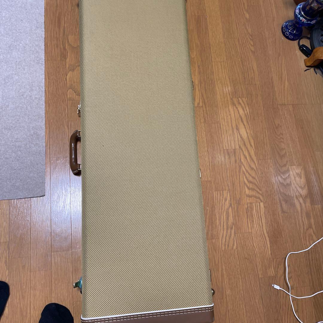 TUNE TWB4 エレキベース フレットレス　フェンダーハードケース付