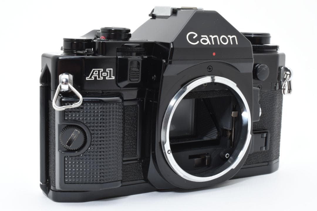 超美品 CANON キャノン A-1 フィルムカメラ モルト新品交換済 M607