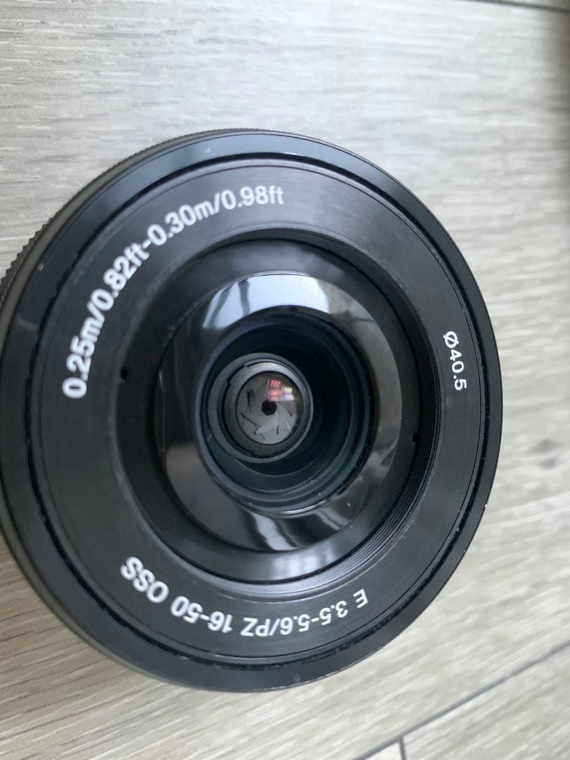 Sony E 16-50mm f/3.5-5.6 PZ レンズ SELP1650