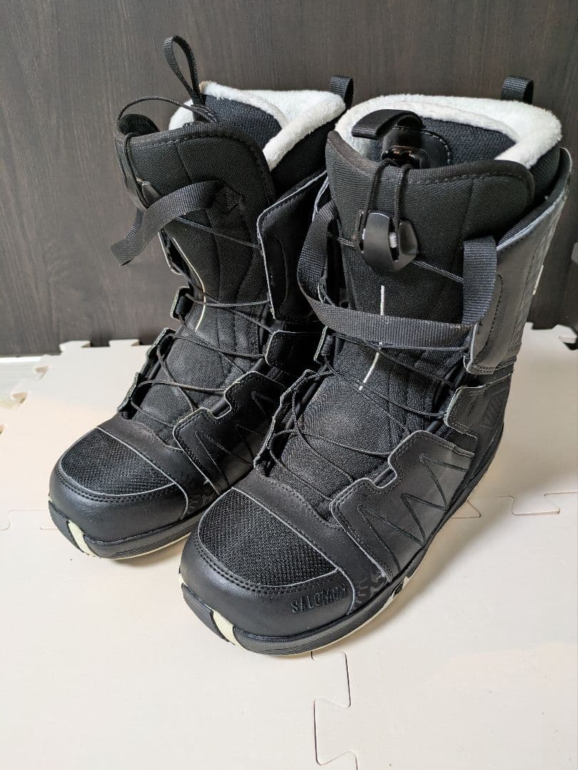 SALOMON スノーボードブーツ ブラック