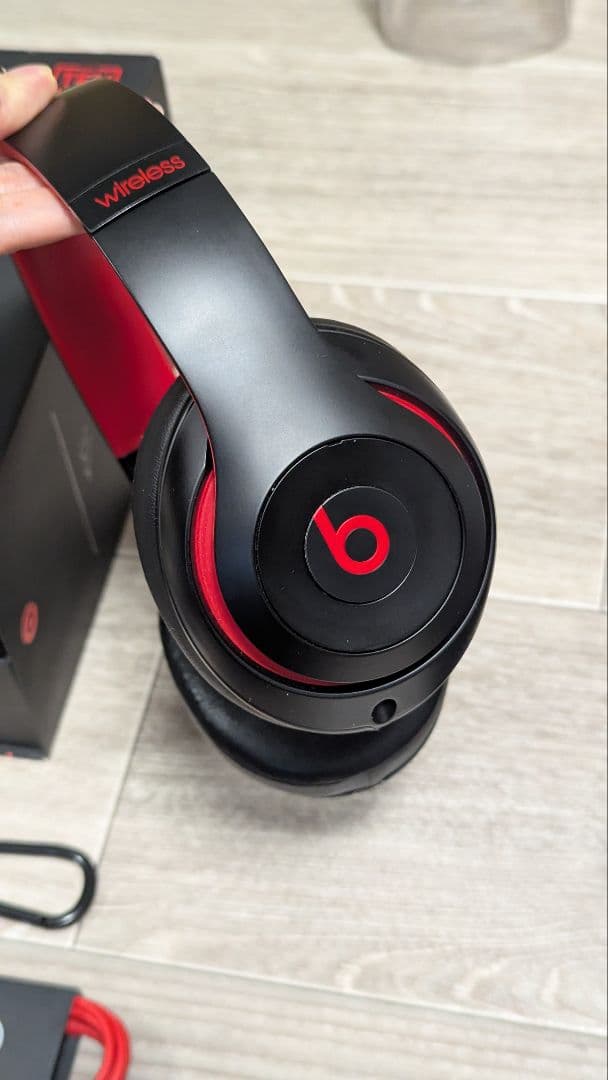 Beats Studio3 Wireless ブラック/レッド
