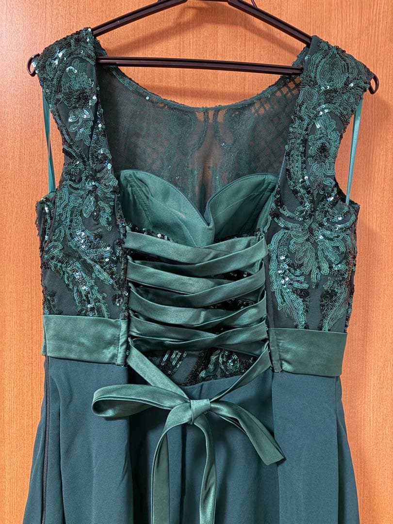 演奏会向けロングドレス(ダークグリーン ビーズ刺繍 )