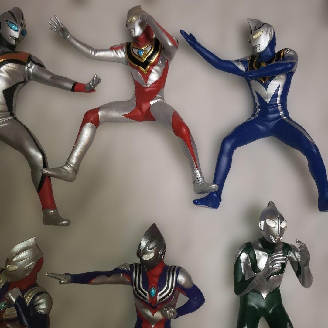 英雄勇像 ウルトラマン ティガ ダイナ ガイア アグル シン・ウルトラマン