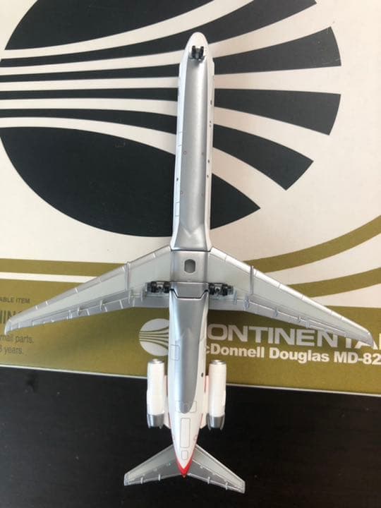 航空機・ヘリコプター Jet-X 1/400 JX099 MD-82 CONTINENTAL