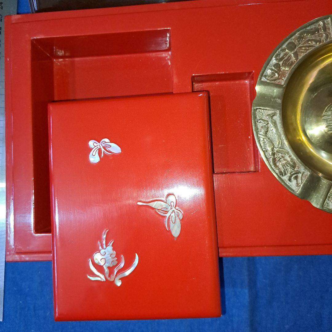 お値下げ中　明治　螺鈿　赤蒔絵　　箱型　　喫煙セット　獅子舞図