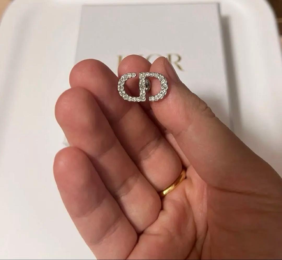 (kai)DIOR ディオールPetit CD スタッドピアス