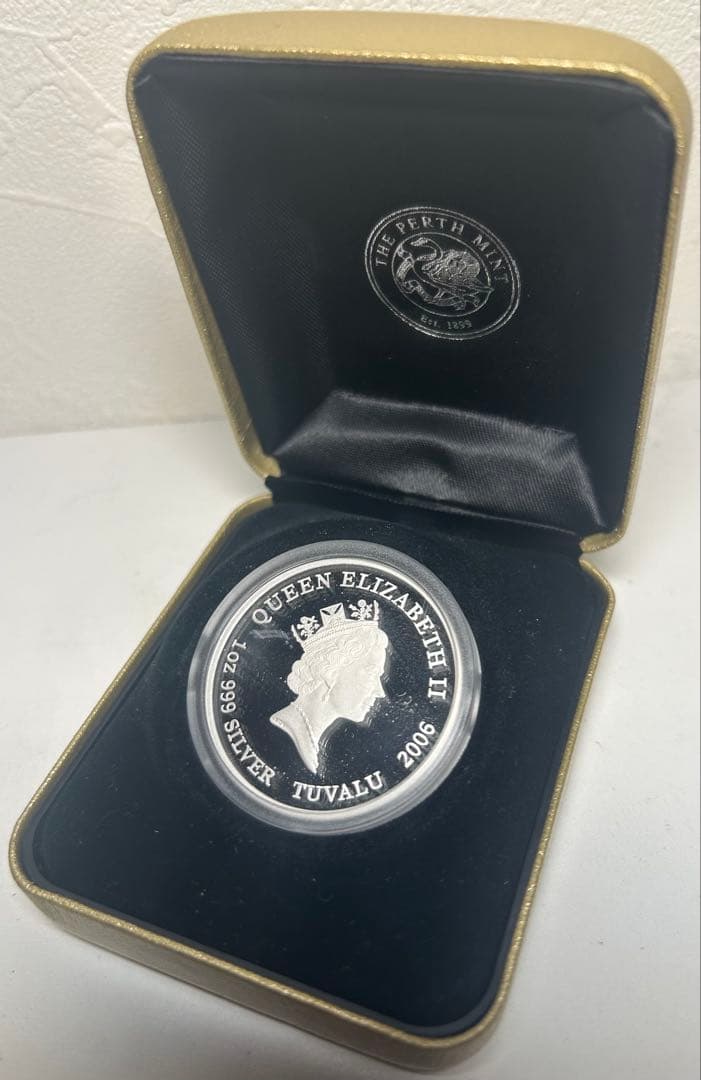 鉄人28号記念　1オンス銀貨　ツバル発行　2006年 古銭　銀貨　外国