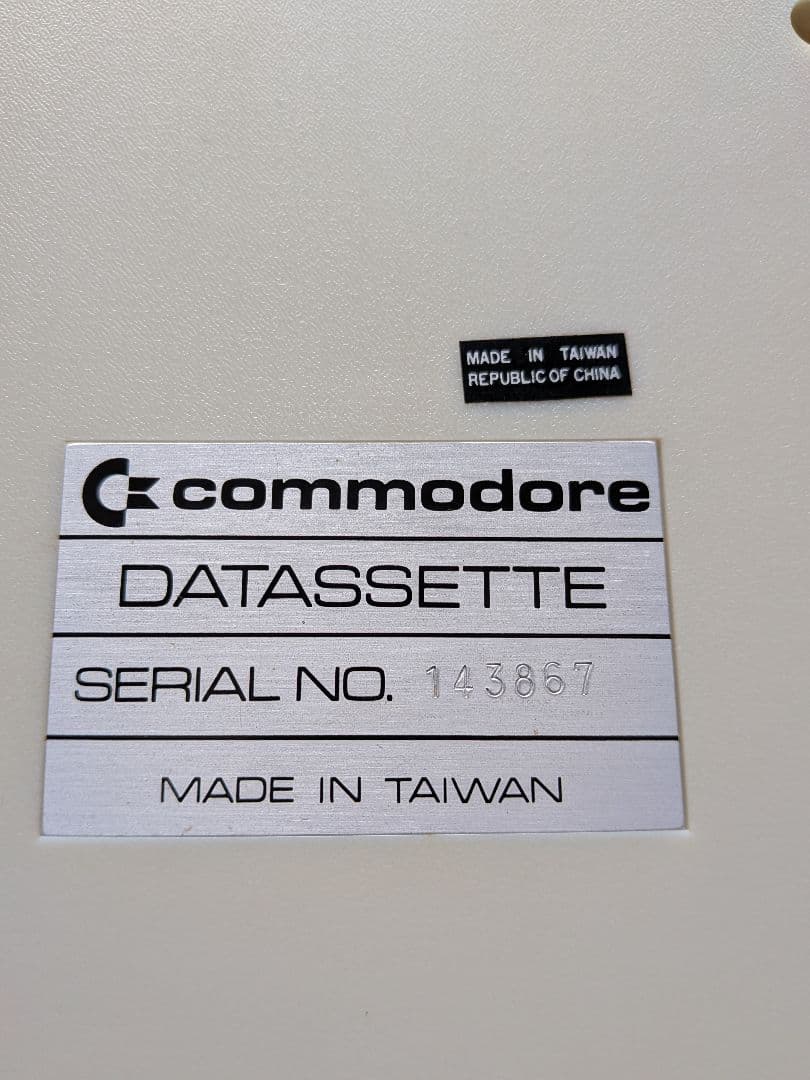 コモドールVIC−1001パソコン