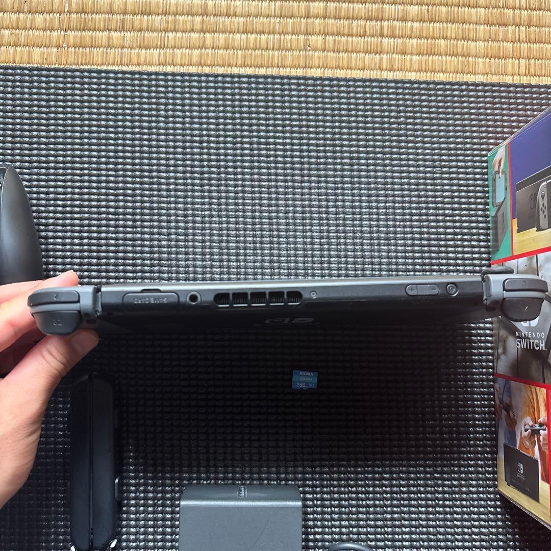 Nintendo Switch 本体 256GBメモリーカード付き