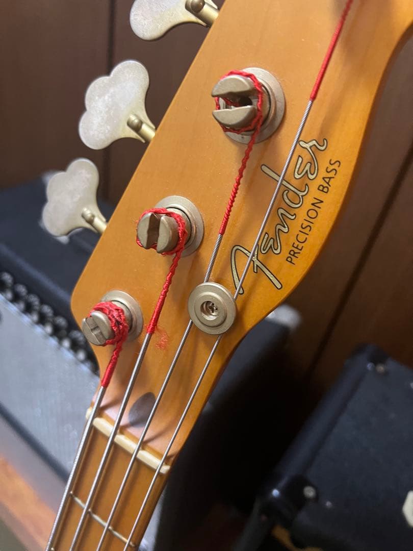 Fender PrecisionBass ’51Reissueピンクペイズリー