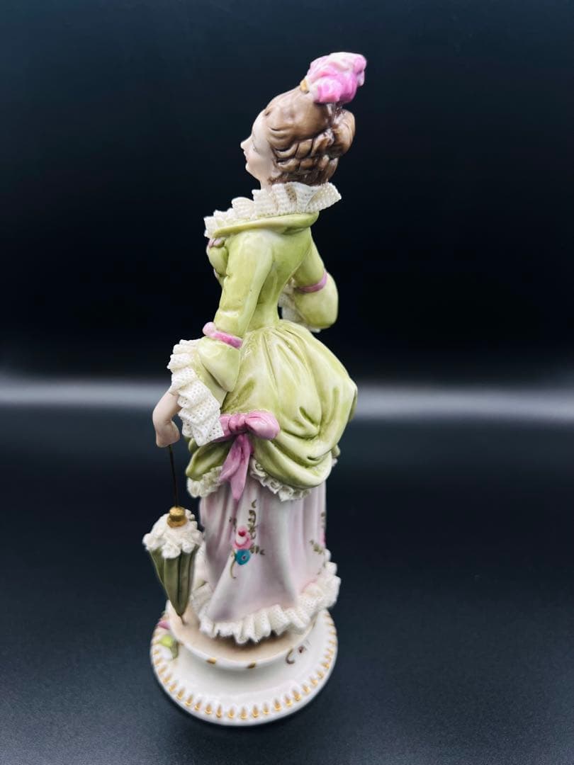 ビクトリアンスタイル 陶器製 女性像