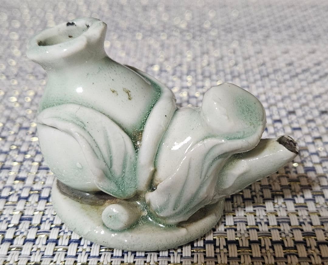 中国古美術　中国古陶磁器　明朝　明代　青白磁　影青　瓢に葉形　水滴　書道具文房具