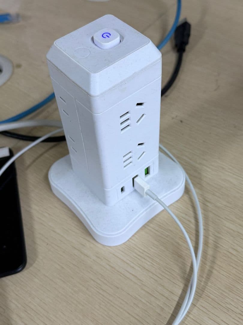 電源タップ 3口 + USBポート付き