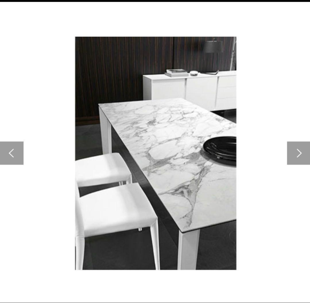 emy　カリガリス　デルタ　伸縮式ダイニングテーブル