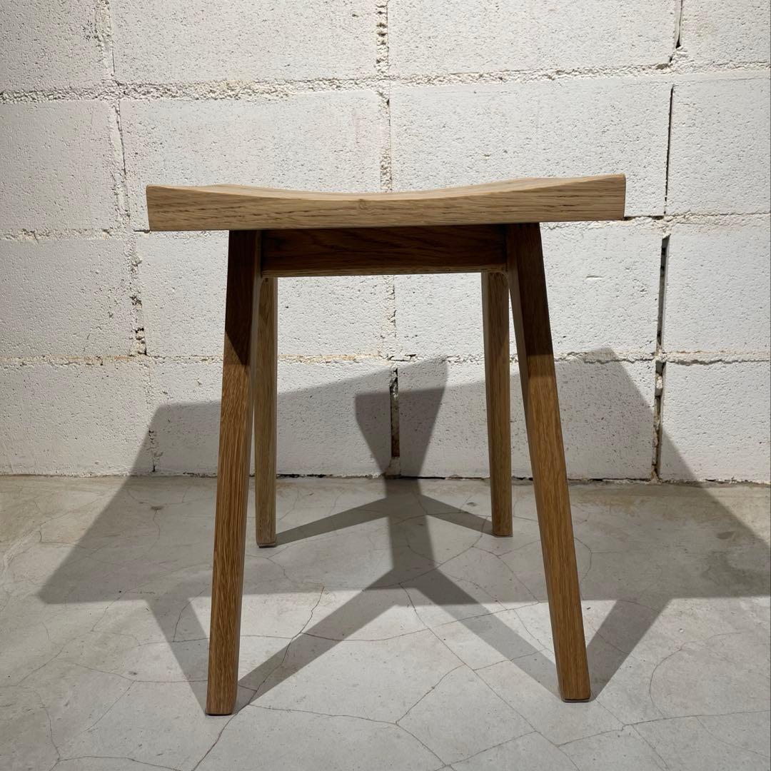 リフレッシュタイプチェア　ロータイプ　オーク無垢材　ウチダ