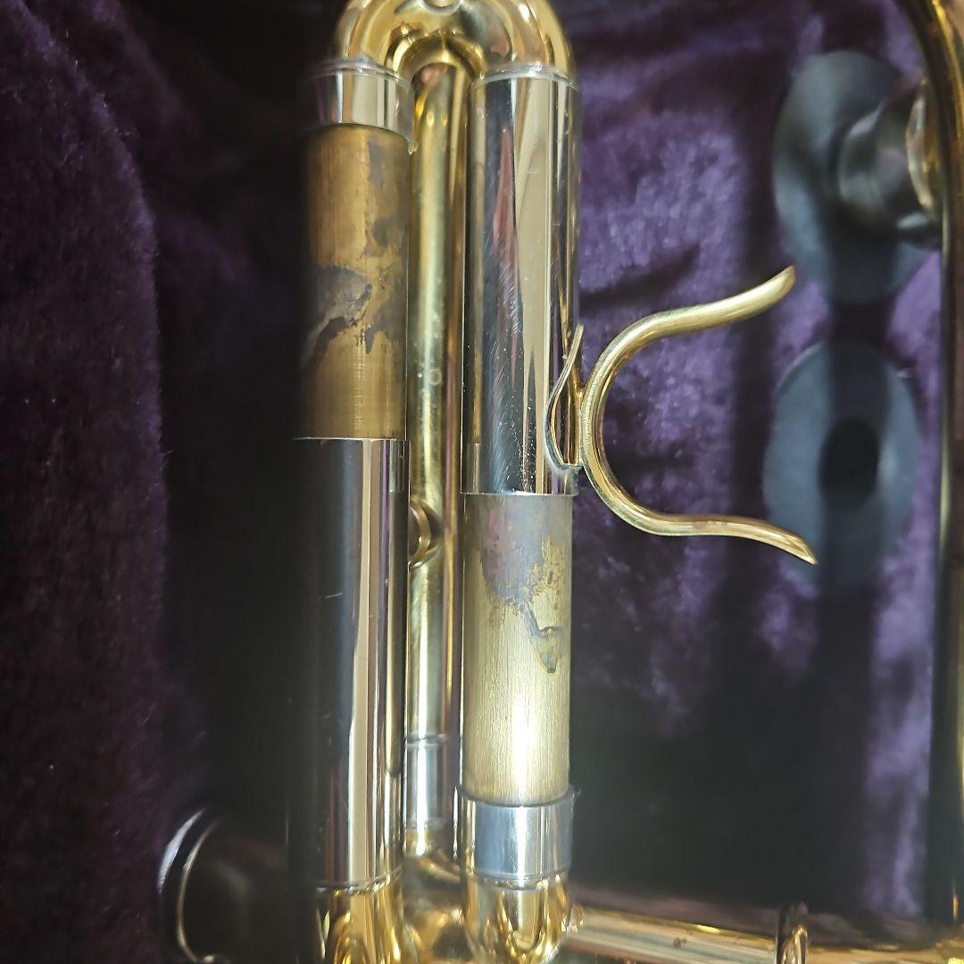 トランペット 本体 金色 ハードケース付き