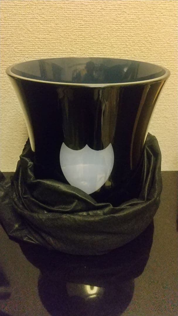 ドンペリシャンパンクーラー ピカピカ光ります。 新品未使用品