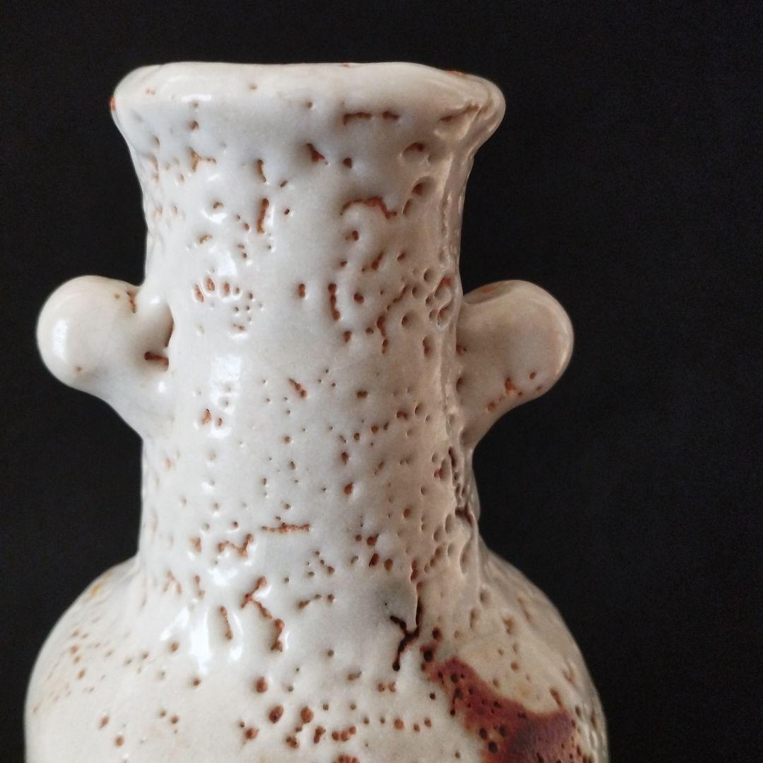 若尾利貞　志野花入