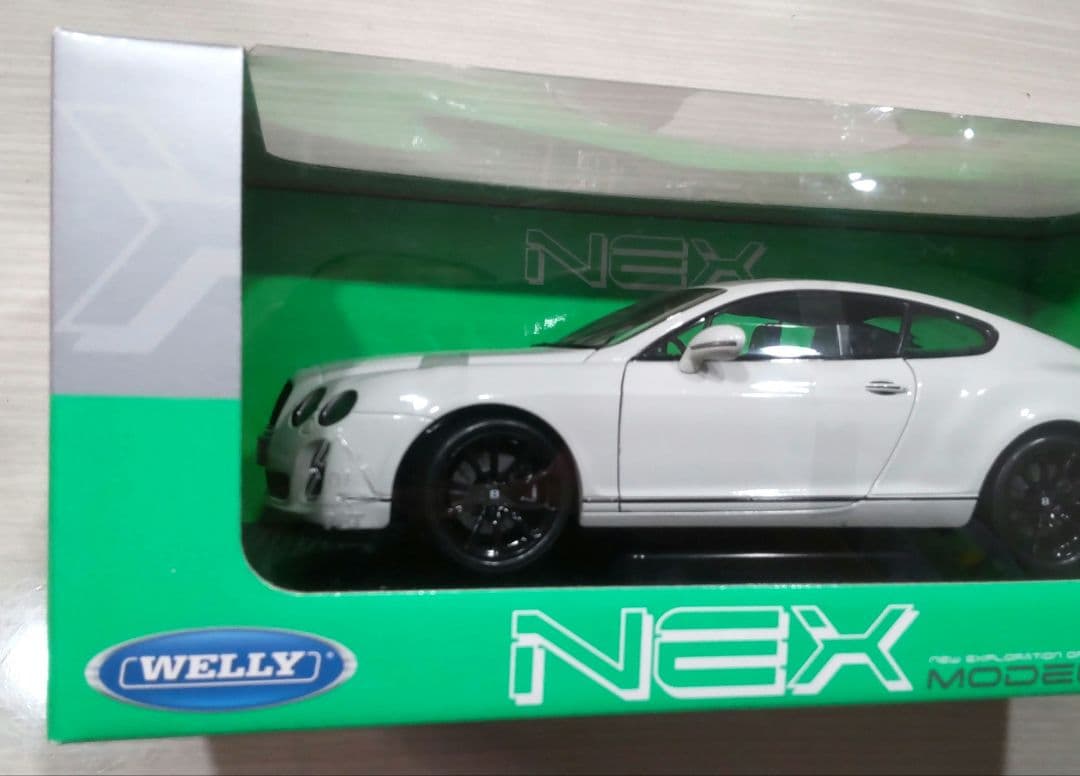 WELLYベントレーコンチネンタルスーパースポーツ未開封ミニカー☆1/18当時物