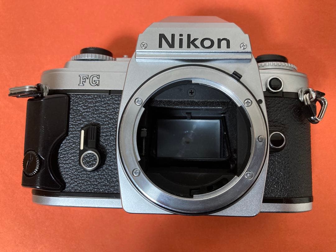 Nikon FG フィルム一眼レフカメラ 2本レンズ付き