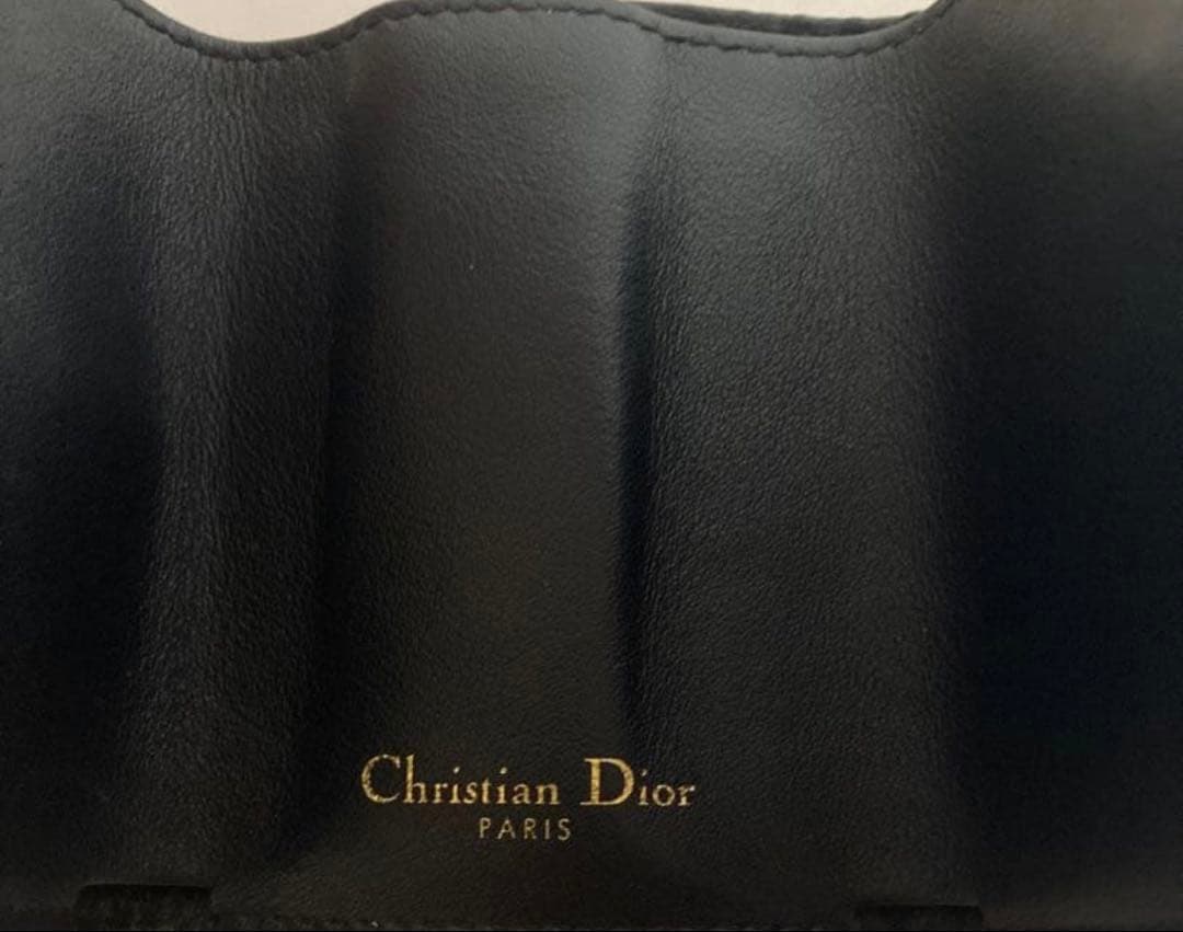 ディオール　コンパクトウォレット　30 MONTAIGNE