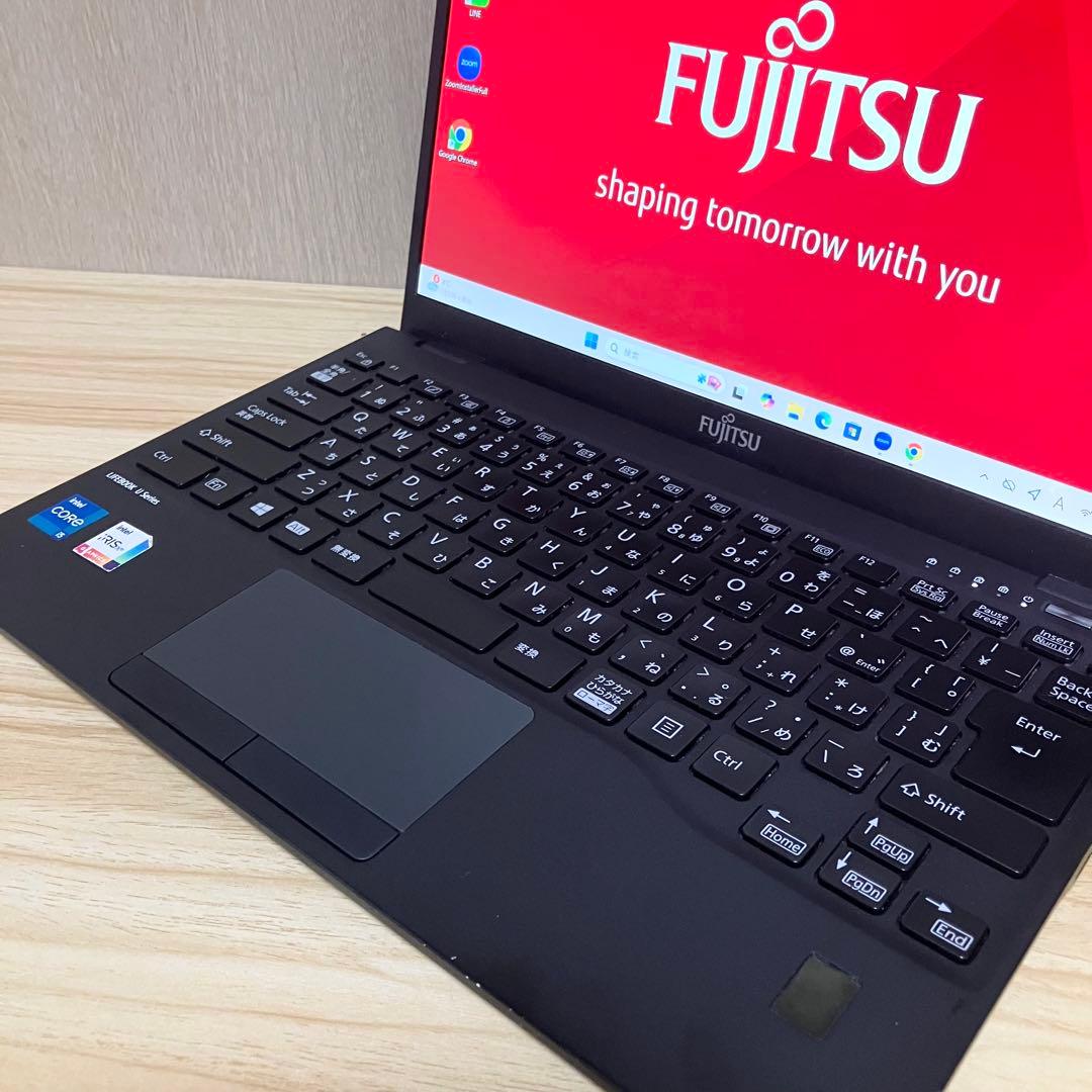 第11世代！LIFEBOOK U9311 2021年製 i5 Windows11